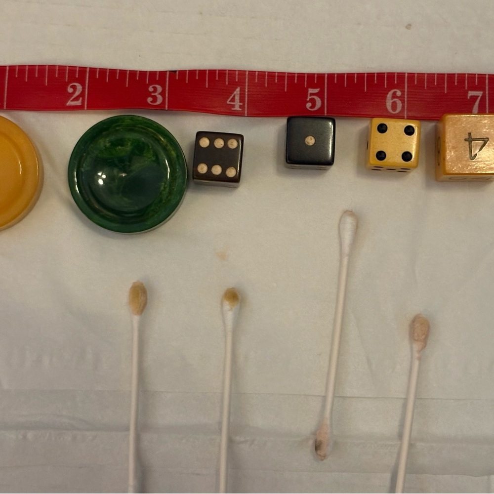 Bakelite Backgammon checkers & dice all test positive for Bakelite